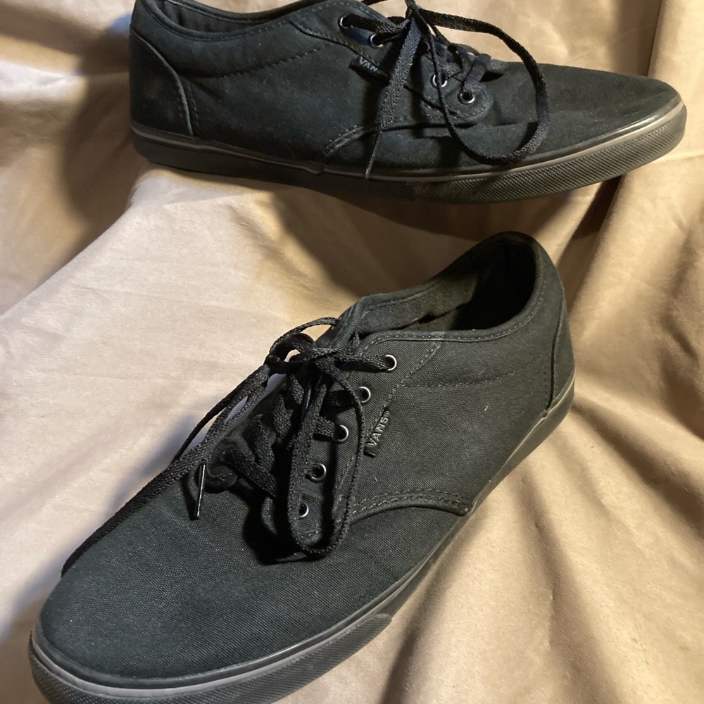 Vans Black Sneakers Classic Skate Style